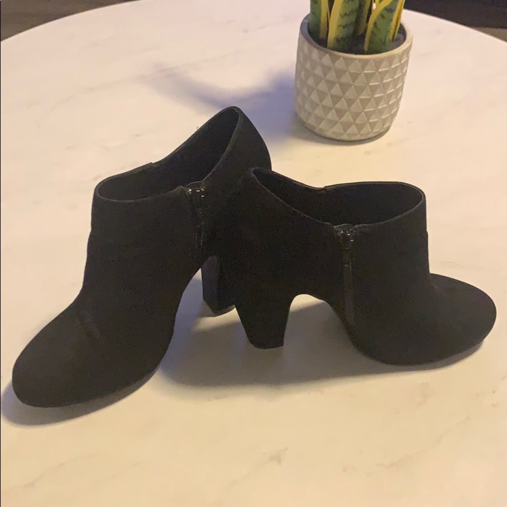American Rag suede booties | SZ 11M